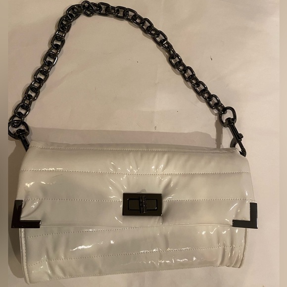THINK ROYLN Handbags - Think ROYLN The Muse White puffer chain flap baguette shoulder convertible Bag